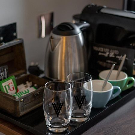 Village Hotel Manchester Ashton 외부 사진