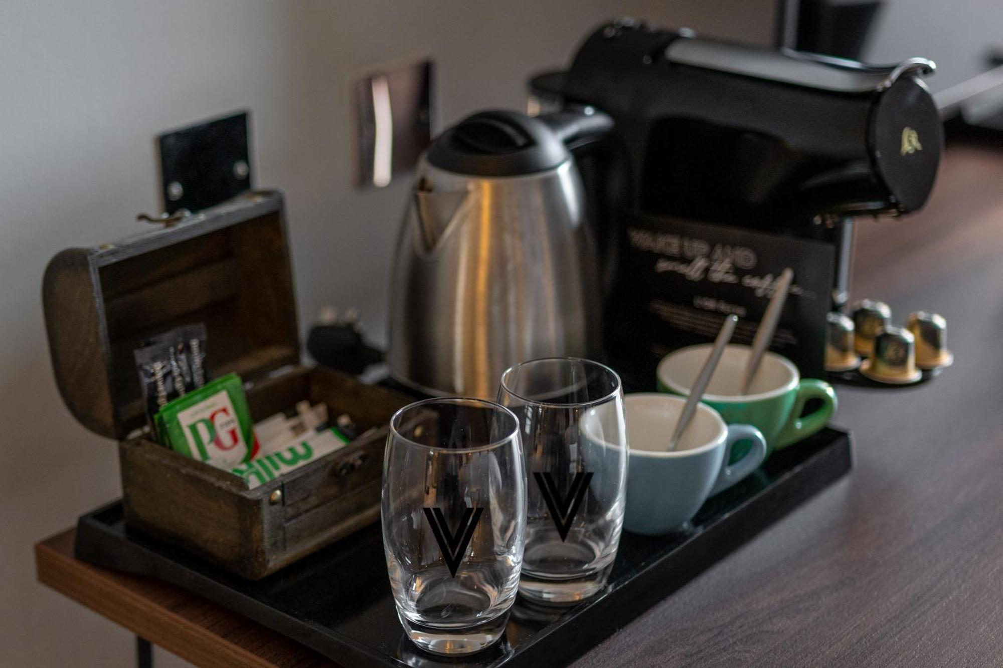Village Hotel Manchester Ashton 외부 사진