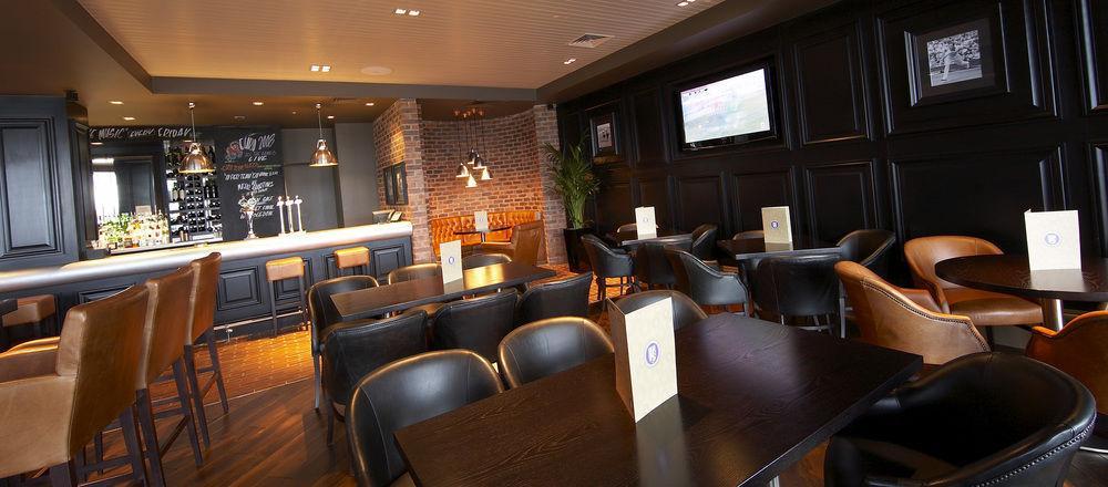 Village Hotel Manchester Ashton 외부 사진